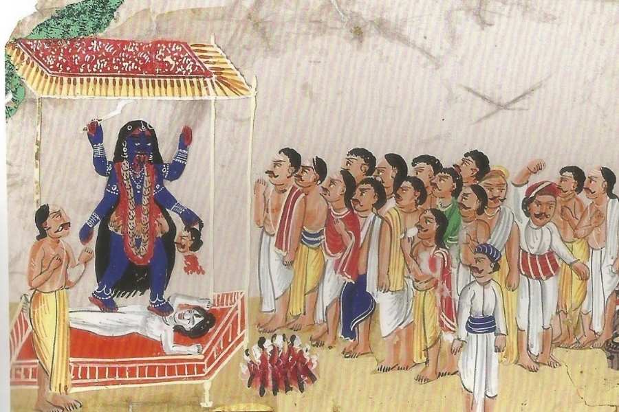 লোকমুখে কথিত, অষ্টাদশ শতকে নদিয়ার রাজা কৃষ্ণচন্দ্র রায় তাঁর প্রজাদের রীতিমতো ভয় দেখিয়ে এই পুজোর প্রচলন করেছিলেন। 