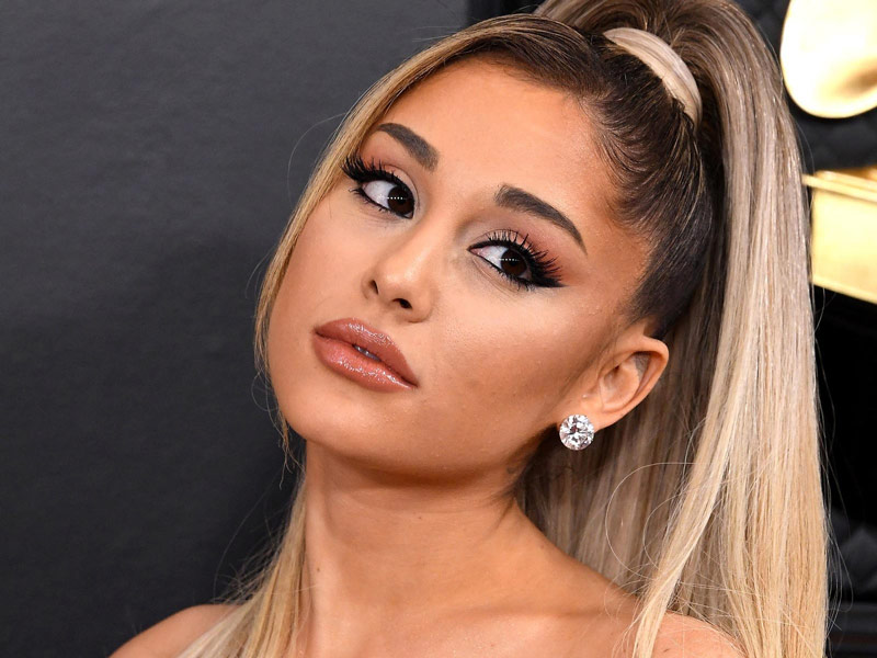 পঞ্চম স্থানে রয়েছেন আমেরিকার গায়িকা তথা অভিনেত্রী আরিয়ানা গ্র্যান্ড। ৯১.৮১ শতাংশ নিখুঁত সৌন্দর্য তাঁর। এর পরেই তালিকায় রয়েছেন যথাক্রমে পপ তারকা টেলর সুইফট, জোর্ডান ডুন, কিম কার্দাশিয়ান।