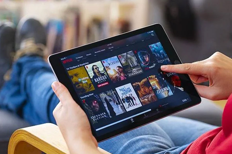 একতার আইনজীবীর বক্তব্য, নির্দিষ্ট ওটিটি প্ল্যাটফর্মের সাবস্ক্রিপশন থাকলে তবেই ‘ট্রিপল এক্স’ দেখা যাবে। তাই এই সিরিজ় চাইলেই সকলে দেখতে পাবেন না। ‘ট্রিপল এক্স’ দেখবেন কি না সে বিষয়ে সিদ্ধান্ত নেওয়ার স্বাধীনতা দর্শকের রয়েছে।