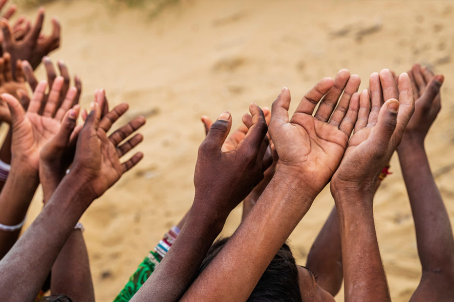 এই তালিকা তৈরির সময় পরিস্থিতি বিবেচনা করে পাঁচটি স্তর রাখা হয়। যে দেশে ক্ষুধার পরিমাণ সবচেয়ে কম সেই দেশ ‘ভাল’ স্তরে জায়গা পায়। এর পর আছে মাঝারি, উদ্বেগজনক, ভীতিপ্রদ এবং অত্যন্ত ভীতিপ্রদ। জিএইচআই এ বারের রিপোর্ট প্রকাশ করার সময় জানিয়েছে, ভারতে সামগ্রিক ক্ষুধার অবস্থা উদ্বেগজনক স্তরে।
