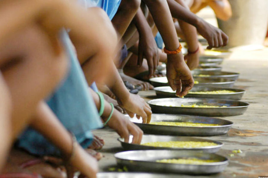 একই সঙ্গে ভারতের স্কোরও ক্রমান্বয়ে কমেছে। ২০০০-এ ভারতের স্কোর ছিল ৩৮.৮। ২০১৪ থেকে ২০২২ এবং মধ্যে তা কমে হয়েছে ২৮.২ থেকে ২৯.১ এর মধ্যে। এ বছর ভারতের স্কোর ২৯.১।