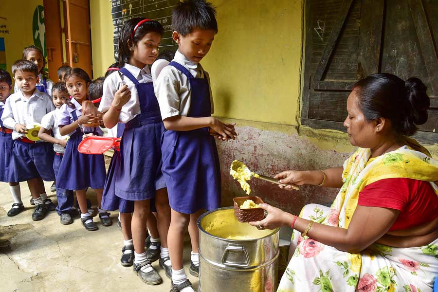 মোদী সরকারের দাবি ছিল, এই ধরনের সমীক্ষায় যে পদ্ধতি (মেথডোলজি) ব্যবহার করা হয় তা ভারতের মতো বিরাট বৈচিত্রপূর্ণ দেশের ক্ষুধা পরিমাপের ক্ষেত্রে অবৈজ্ঞানিক।