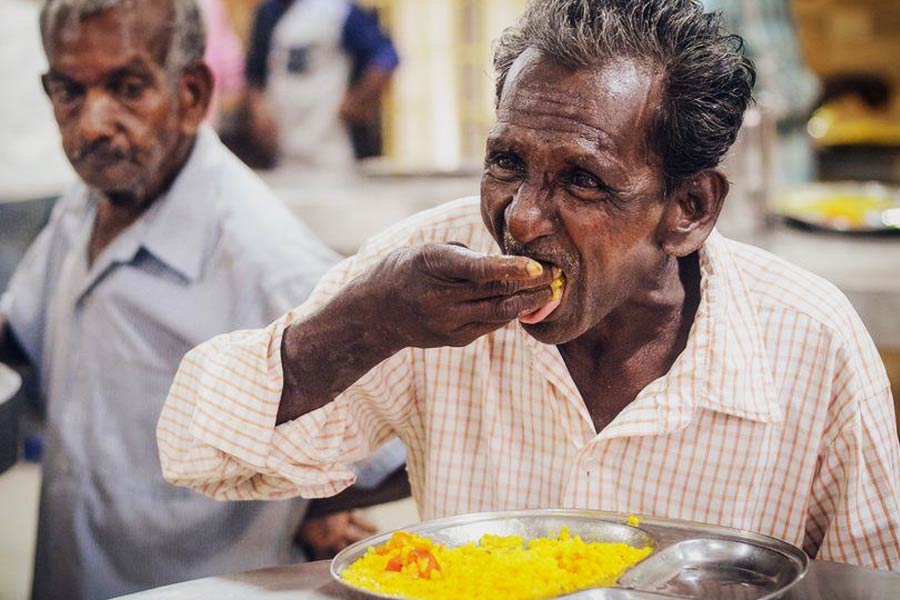 প্রসঙ্গত, বিশ্বের বিভিন্ন দেশে ক্ষুধা পরিমাপের জন্য রাষ্ট্রপুঞ্জের ‘ফুড অ্যান্ড এগ্রিকালচার অর্গানাইজেশন’ বা এফএওর পদ্ধতি ব্যবহার করা হয়। যে পদ্ধতিকেই অবৈজ্ঞানিক বলে দাবি করেছে ভারত সরকার। 