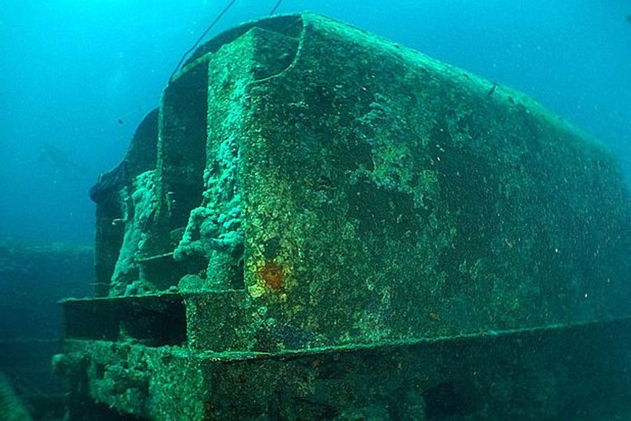 পরীক্ষানিরীক্ষা চালিয়ে জানা যায়, ইঞ্জিন দু’টি প্রায় ১৬০ বছরের পুরনো।
