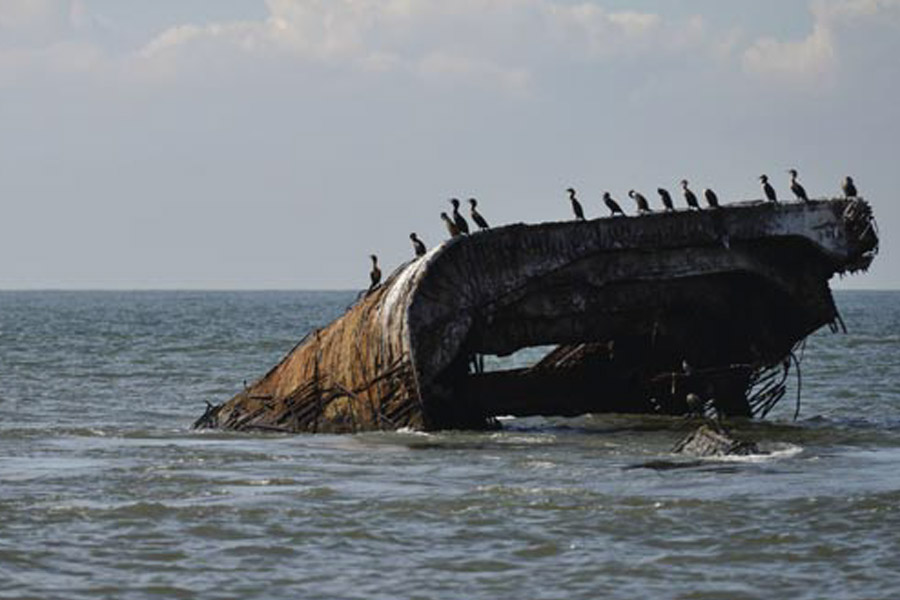 তবে ইতিহাসবিদরাই বলছেন, এই অনুমান সঠিক না হতেও পারে। হয়তো সমুদ্রের মাঝে ফেলে দেওয়া হয়েছিল এই ইঞ্জিন দু’টি।