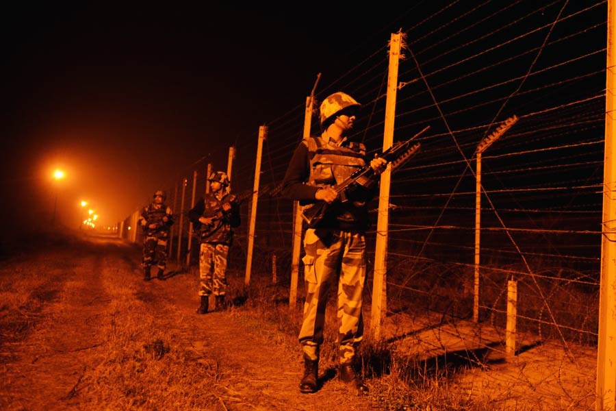 চতুরারাম ভিল নামে ওই ব্যক্তি জানিয়েছেন, তাঁরা প্রথমে হরিদ্বারে যান। সেখান থেকে তাঁরা জোধপুরে পৌঁছন। তাঁদের মধ্যে অনেকেই  স্থায়ী ভাবে থাকতে চাইছেন যোধপুরে। তবে চতুরারাম রাজস্থানের জয়সলমীরে গিয়েছেন। 