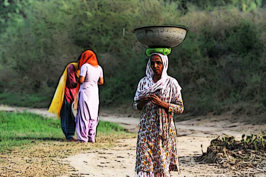 জানিয়েছেন, আর সে দেশে ফেরার কোনও ইচ্ছা নেই তাঁদের। তাঁরা ভারতেই থাকতে চান বলে ইচ্ছাপ্রকাশ করেছেন বিষ্ণু। কিন্তু তাঁদের ইচ্ছাপূরণ হবে কি? সাম্প্রতিক ঘটনাপ্রবাহ কিন্তু তেমন ইঙ্গিত দিচ্ছে না।