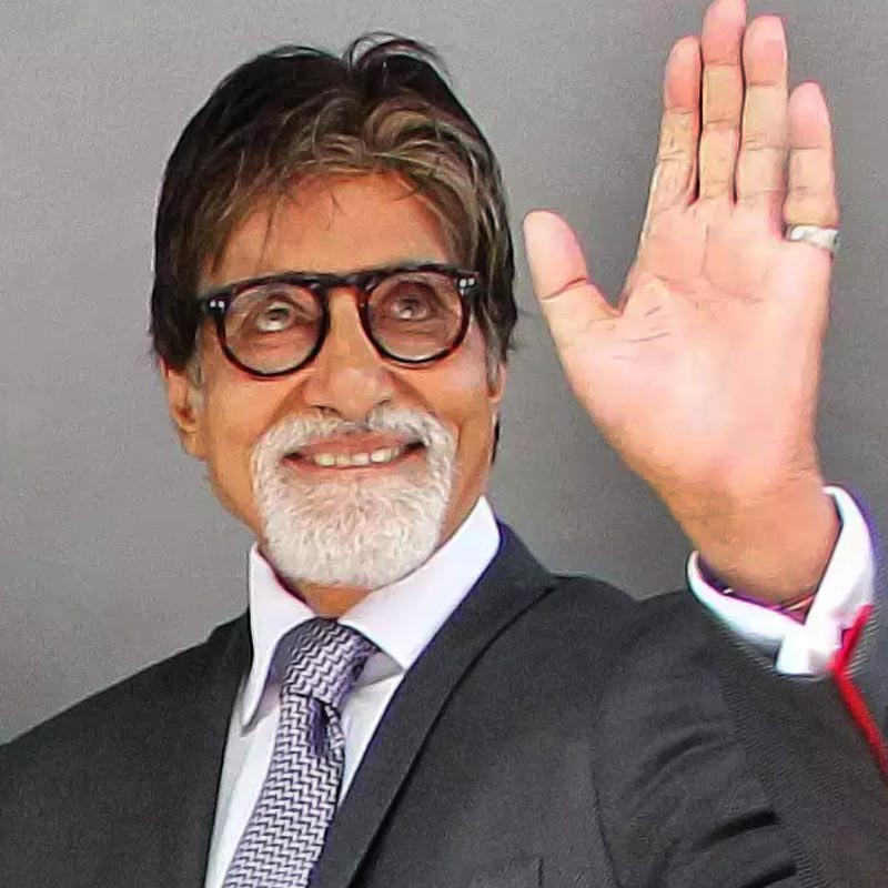 বলিউডের ‘শাহেনশাহ’ও এই ছবিতে কাজ করেছিলেন। শুধু অভিনেতা হিসাবেই নয়, মিউজিক কম্পোজার হিসাবে হিন্দি ছবিতে প্রথম বার কাজ করলেন অমিতাভ।