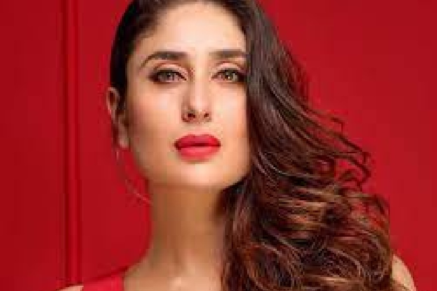 আত্মবিশ্বাসী করিনা।