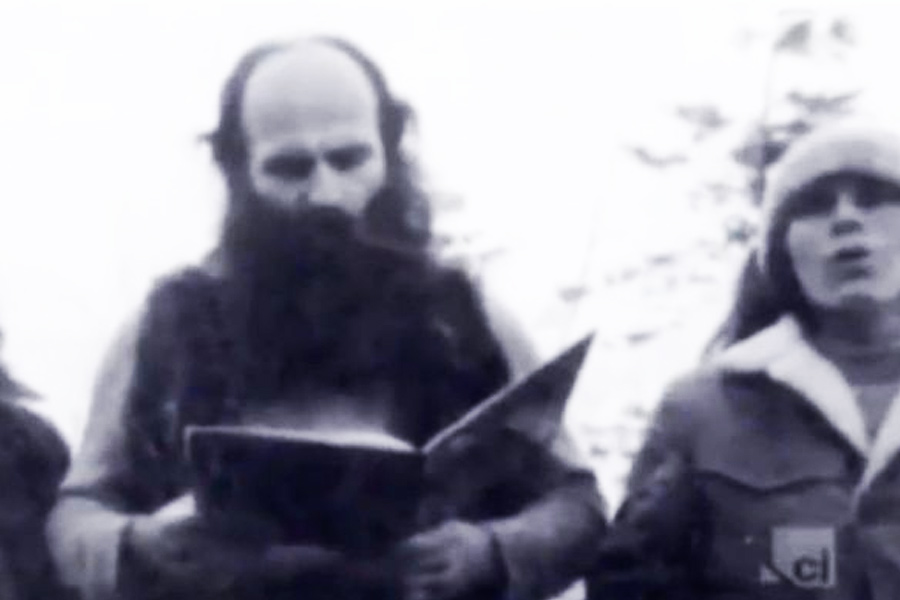 ২০১১ সালের ফেব্রুয়ারি মাসে সংশোধনাগার থেকে রোশের মৃতদেহ উদ্ধার হয়। তখন তাঁর বয়স ৬৩ বছর। সংশোধনাগারের ভিতর হাতে তৈরি কোনও অস্ত্র দিয়ে গলা কুপিয়ে খুন করা হয় রোশকে।