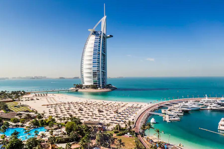 মামলায় নাম জড়িয়ে পড়ার পরই সেলিম দুবাই পালিয়ে যান। সেখানে তিনি একটি সুপারমার্কেট খোলেন।   