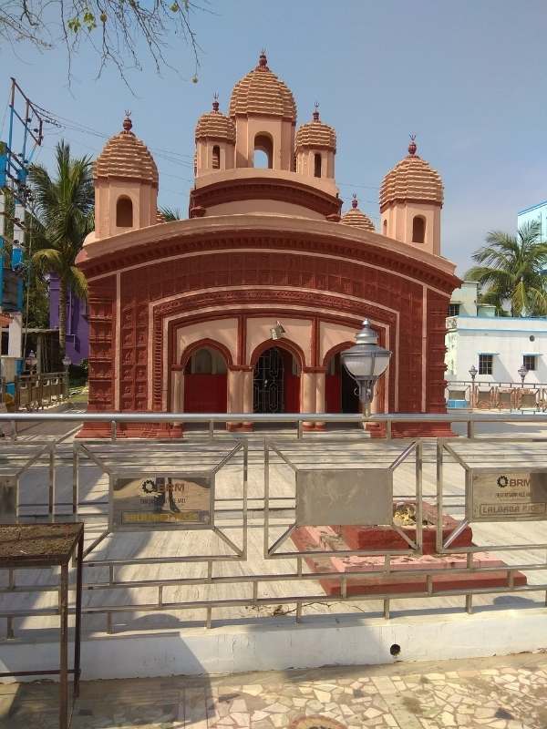 শোনা যায়, ফের ১৩২৫ বঙ্গাব্দের বন্যায় মূর্তিটি বাঁকা নদীর জলে ভেসে উঠে। খবর পেয়েই ছুটে আসেন বর্ধমানের মহারাজা বিজয়চাঁদ। 