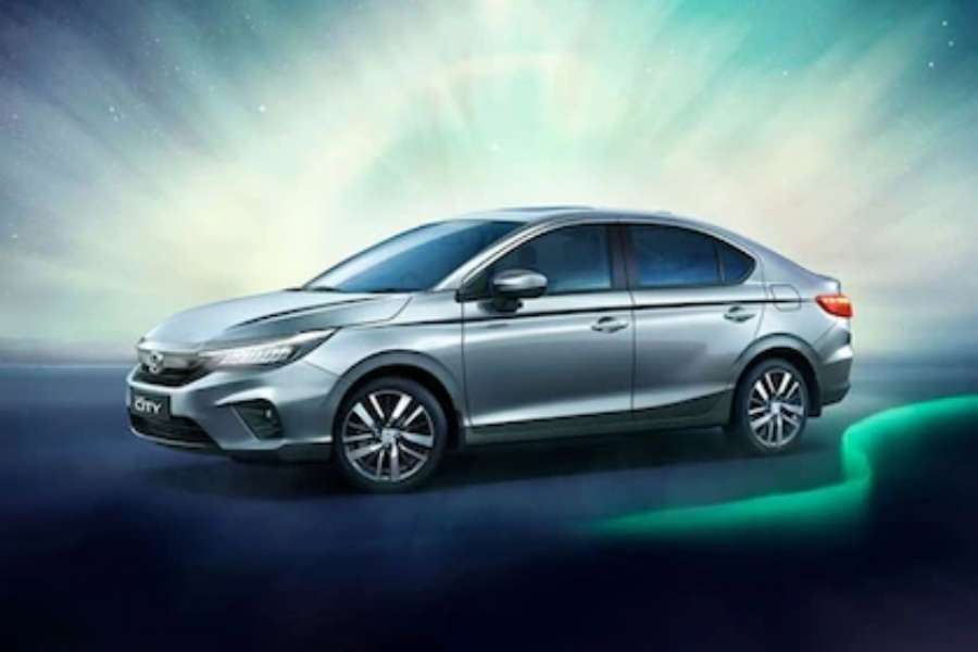 ভারতের অটোমোবাইল বাজারকে এই গাড়িগুলি সমৃদ্ধ করে আসছে ধারাবাহিক ভাবে। গাড়ি কিনবেন ভাবছেন? এই তালিকা থেকেই অনায়াসে বেছে নিতে পারেন আপনার পছন্দের বাহনটিকে।