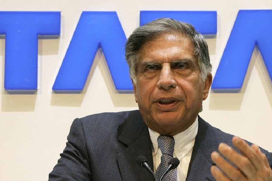 ২০১৬-র ৩১ অগস্ট ঐতিহাসিক রায় দেয় সুপ্রিম কোর্ট। শীর্ষ আদালত ২০০৬ সালের জমি অধিগ্রহণ প্রক্রিয়া বাতিল করে জানায়, বাম জমানায় আইন মেনে জমি নেওয়া হয়নি। ১২ সপ্তাহের মধ্যে টাটাকে জমি ফেরানোর নির্দেশও দেওয়া হয়।