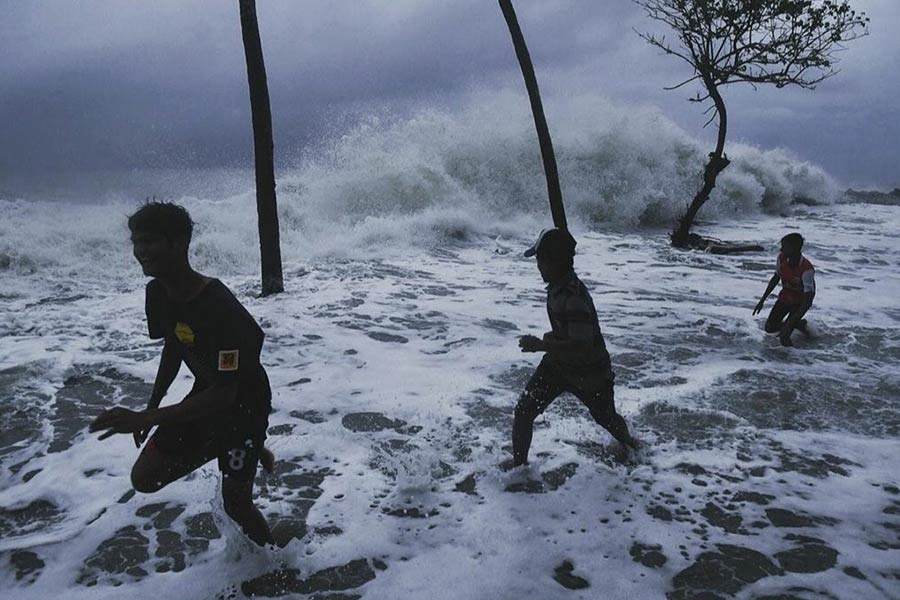 ‘সিতরাং’ নামটি তাইল্যান্ডের দেওয়া। উচ্চারণ অনুযায়ী, ‘সি-তরাং’।