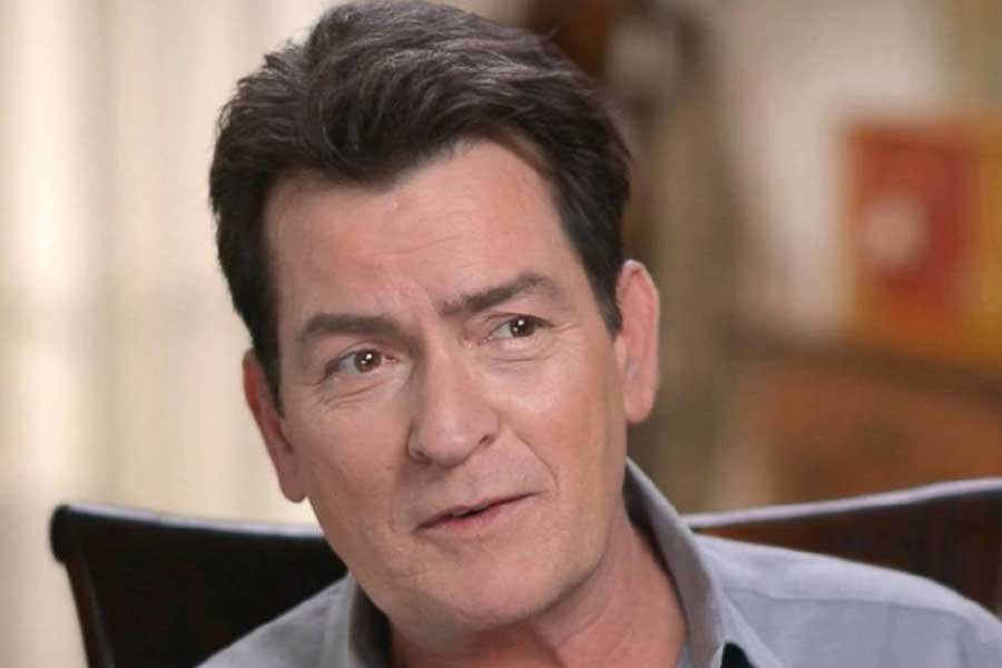 অভিনেতা বা অভিনেত্রী ঘনিষ্ঠ চুম্বনের দৃশ্যে অভিনয় করতে না চাইলে অনেক সময় বডি ডাবল ব্যবহার করা হয়। ‘স্কারি মুভি ৫’-এই সহ-অভিনেতা চার্লি শিনকে চুম্বন করতে চাননি লিন্ডসে লোহান। ব্যবহার করা হয়েছিল নায়িকার বডি ডাবল।