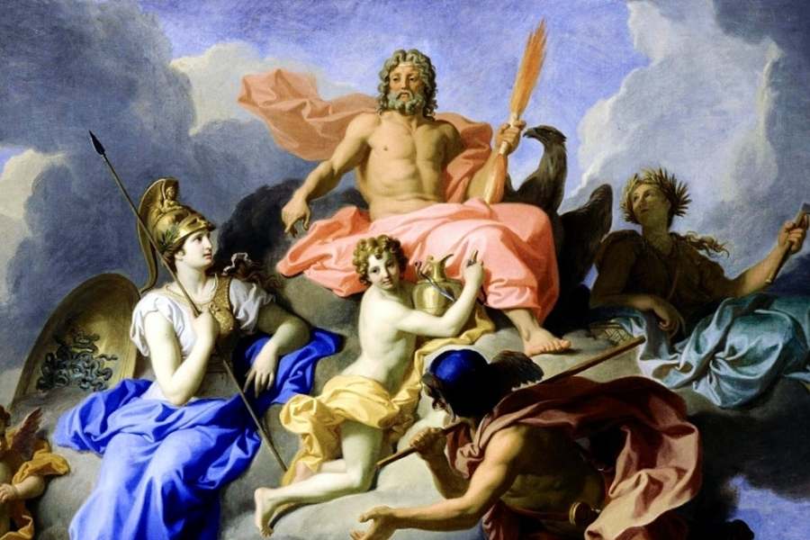 তেমনি প্রাচীন গ্রীক সভ্যতা থেকে অ্যাজটেক সভ্যতা, মেক্সিকো থেকে স্কটল্যান্ড, রাশিয়া, আয়ারল্যান্ড নানা জায়গায় বিস্তৃত রয়েছেন এমনই দেবীরা। 