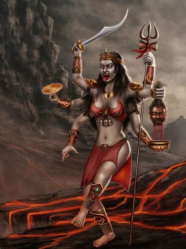 তাই প্রশ্ন ওঠে কী ভাবে বিদেশের ক্যালমা দেবীর সঙ্গে এত মিল থাকতে পারে এদেশের কালী মায়ের? বা আয়ারল্যান্ডের কোলিয়েক কী করে হতে পারেন এ দেশের রক্ষাকালীর মতো? তবে সব দেখে  শুনে একটু কি মিল পাওয়া যায় না আমাদের কালীর সঙ্গে?