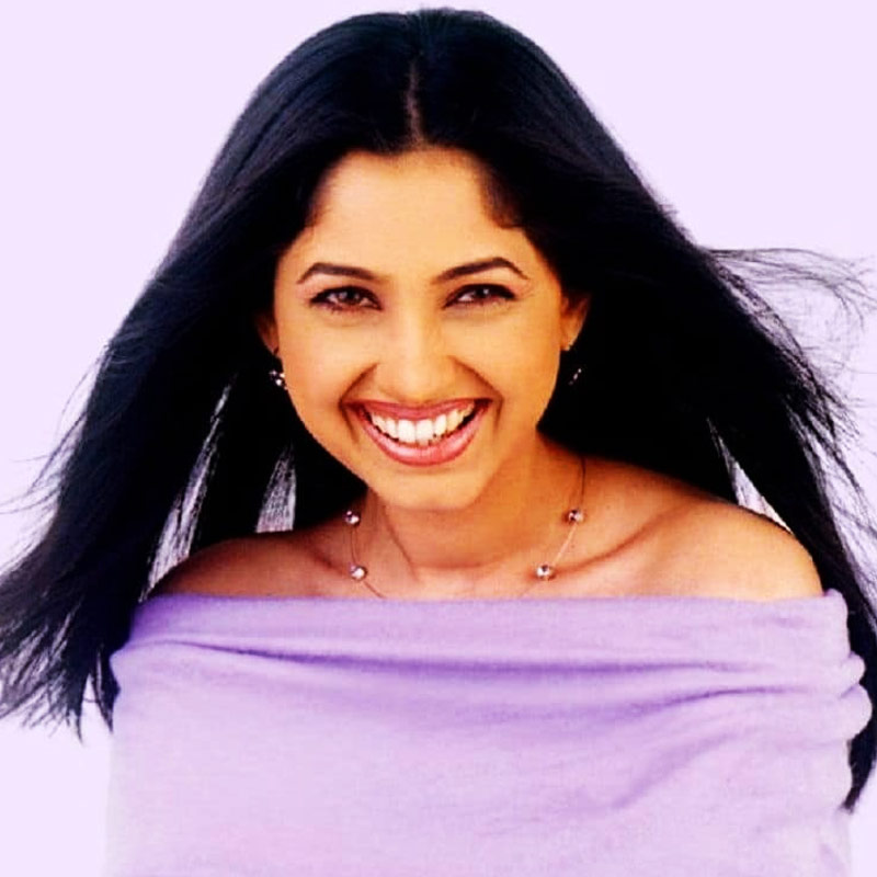 ‘মুঝে কুছ কেহনা হ্যায়’ ছবিতে পার্শ্বচরিত্রে অভিনয় করেছিলেন রিঙ্কি। ২০০১ সালে ‘মজনু’ নামের একটি তামিল ছবিতেও অভিনয় করতে দেখা গিয়েছিল তাঁকে। 