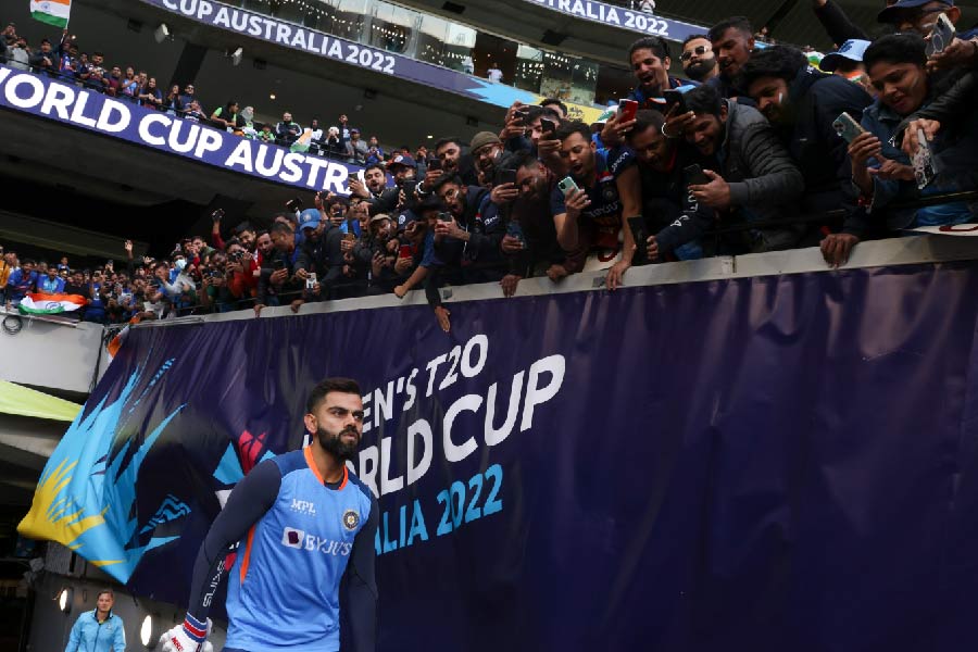 সরাসরি: টস জিতলেন রোহিত, পাকিস্তানের বিরুদ্ধে প্রথমে বল করার সিদ্ধান্ত নিল ভারত