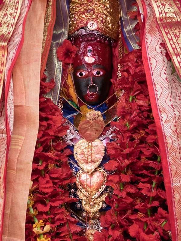 কালীপুজোর সময় তিন দিন ব্যাপী বিরাট মেলা হয় এই মন্দিরকে ঘিরে। প্রসঙ্গত উল্লেখ্য, দীঘির শহর উদয়পুরের প্যাঁড়া বেশ বিখ্যাত। ভারত তো বটেই, পড়শি দেশ বাংলাদেশ সহ পৃথিবীর নানা প্রান্ত থেকে মানুষ ভিড় জমান এই মেলায়।