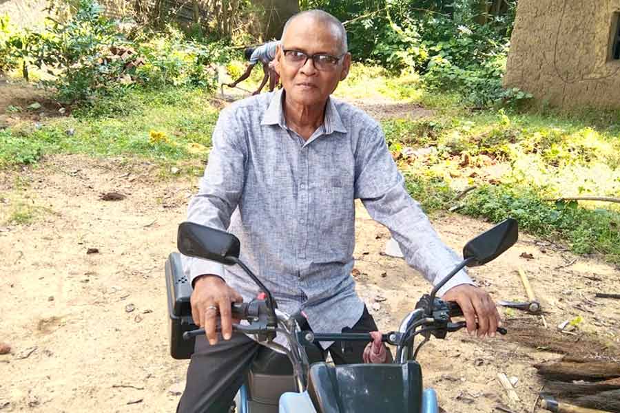 A TMC leader of Birbhum who serves his life for the society 