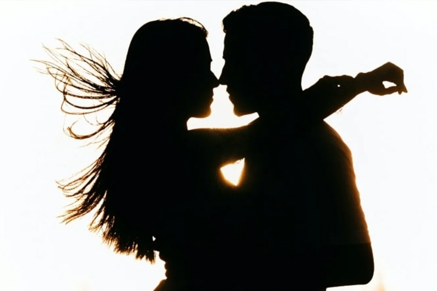 পুলিশ জানিয়েছে, প্রদীপের সঙ্গে যোগাযোগ করার আগে রিয়া নামের ওই পাক গুপ্তচর সেনাবাহিনীতে তাঁরই ইউনিটের আরও ১০ জনের সঙ্গে যোগযোগ করেন। কিন্তু কারও থেকেই তথ্য সংগ্রহ করতে পারেননি। শেষে প্রদীপ ফাঁদে পা দেন।