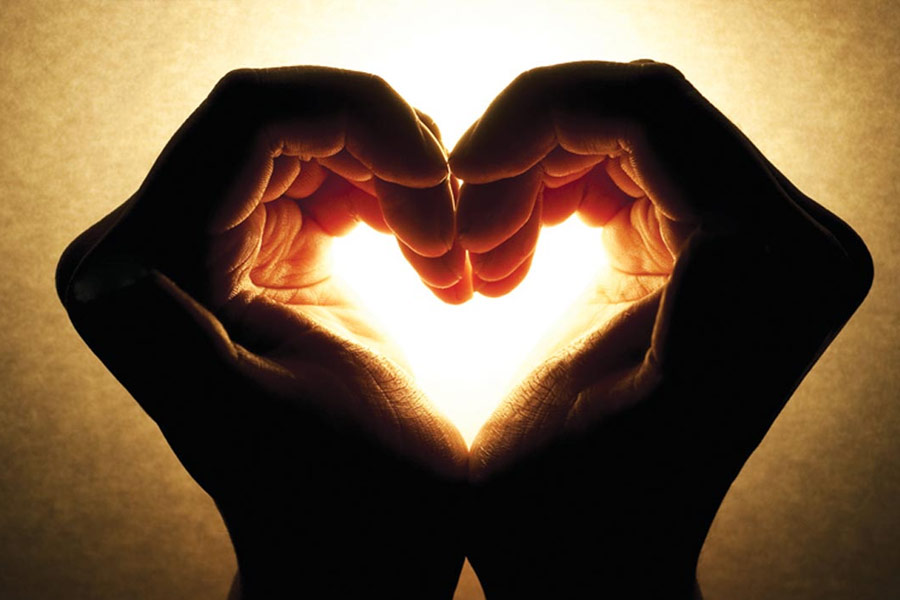 তদন্তকারীরা জানিয়েছেন, সব ক্ষেত্রে যে বিষয়টি সামরিক তথ্য নেওয়ার জন্য হত তা নয়। অনেক সময় ভারতীয় সিম কার্ড, বা ভারতীয় মোবাইল নম্বরে হোয়াটস্যাপ অ্যাকাউন্ট খোলা এমনকি ওটিপি পাওয়ার জন্যও পাক চরেরা এ ভাবে ফাঁসিয়ে থাকেন ভারতীয় সেনাকর্মীদের।