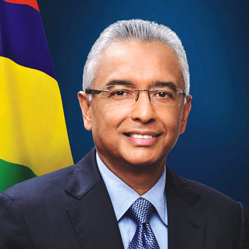 ২০১৭ সাল থেকে মরিশাসের প্রধানমন্ত্রী পদে থাকা পূর্বপুরুষেরা এসেছিলেন উত্তরপ্রদেশ থেকে। তাঁরা ছিলেন হিন্দু আহির জনগোষ্ঠীর মানুষ।