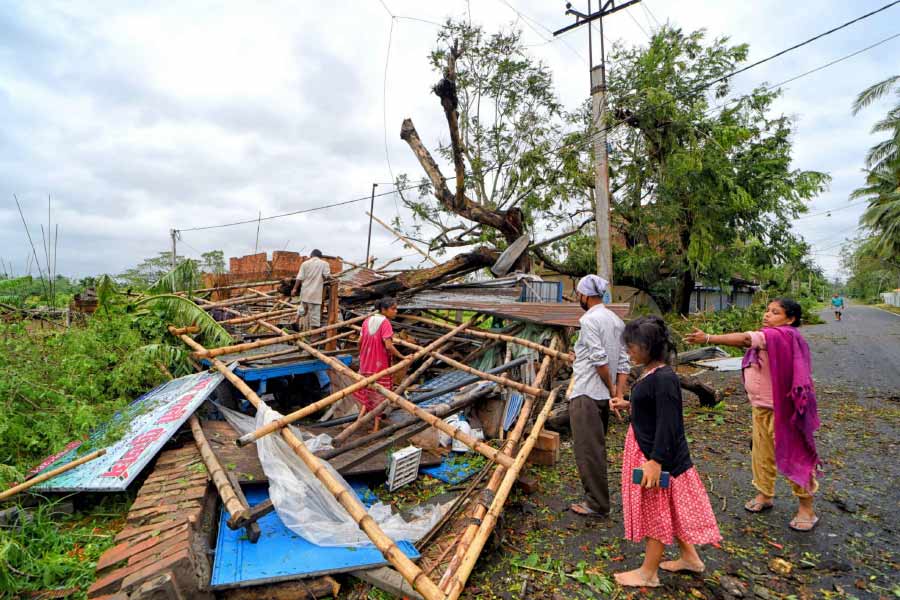 ২০১৯ সালে হানা দিয়েছিল ঘূর্ণিঝড় ফণী। অপেক্ষাকৃত দুর্বল অবস্থায় বাংলাদেশে ঢুকেছিল এই ঝড়। তার গতিবেগ ছিল ঘণ্টায় ৭০ কিমি। 