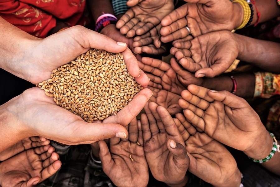 নিঃসন্দেহে দানকর্ম একটি মহৎ কাজ। ভারতীয় সংস্কৃতিতে ধর্মীয় উৎসবের সঙ্গে দানকর্মের বিশেষ যোগ রয়েছে। বিভিন্ন সময় নিজের সামর্থ্য অনুযায়ী দানধ্যান করে থাকি আমরা।