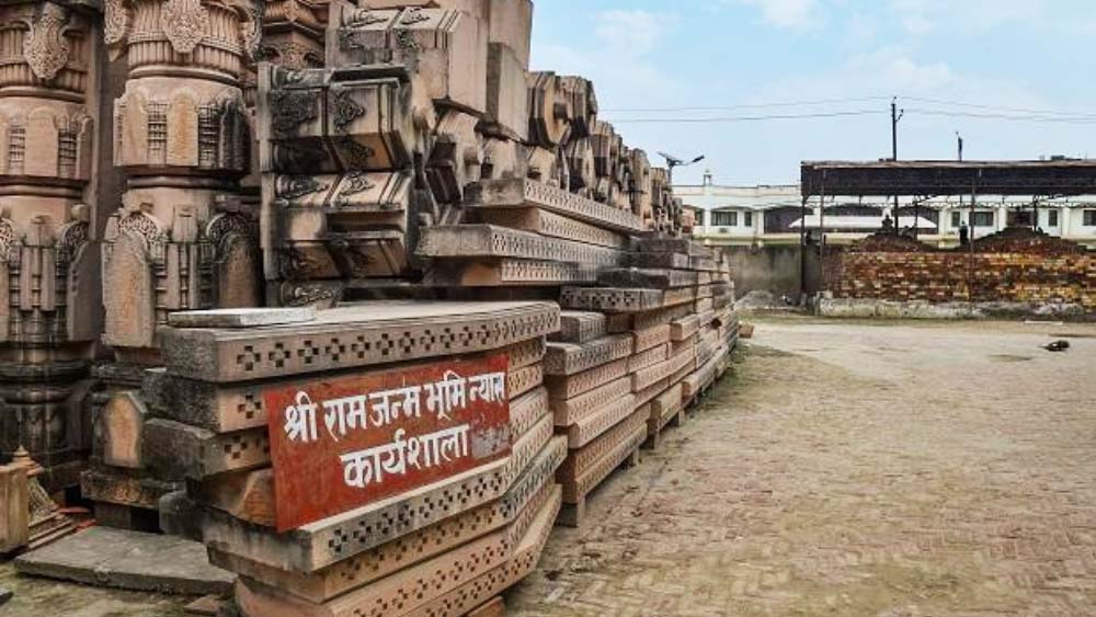 সংবাদ সংস্থা পিটিআই জানাচ্ছে, রামলালার মূল মন্দিরকে ঘিরে থাকবে আরও ছ’টি মন্দির। এই মন্দিরগুলো হল ব্রহ্মামন্দির, সূর্যমন্দির, গণেশমন্দির, শিবমন্দির, বিষ্ণুমন্দির এবং দুর্গামন্দির।