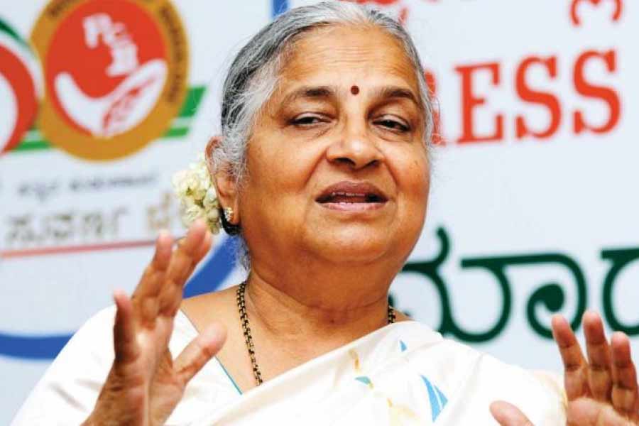 সদ্য নির্বাচিত বিট্রেনের প্রথম অশ্বেতাঙ্গ এবং কনিষ্ঠতম প্রধানমন্ত্রী ঋষির শাশুড়ি সুধা।
