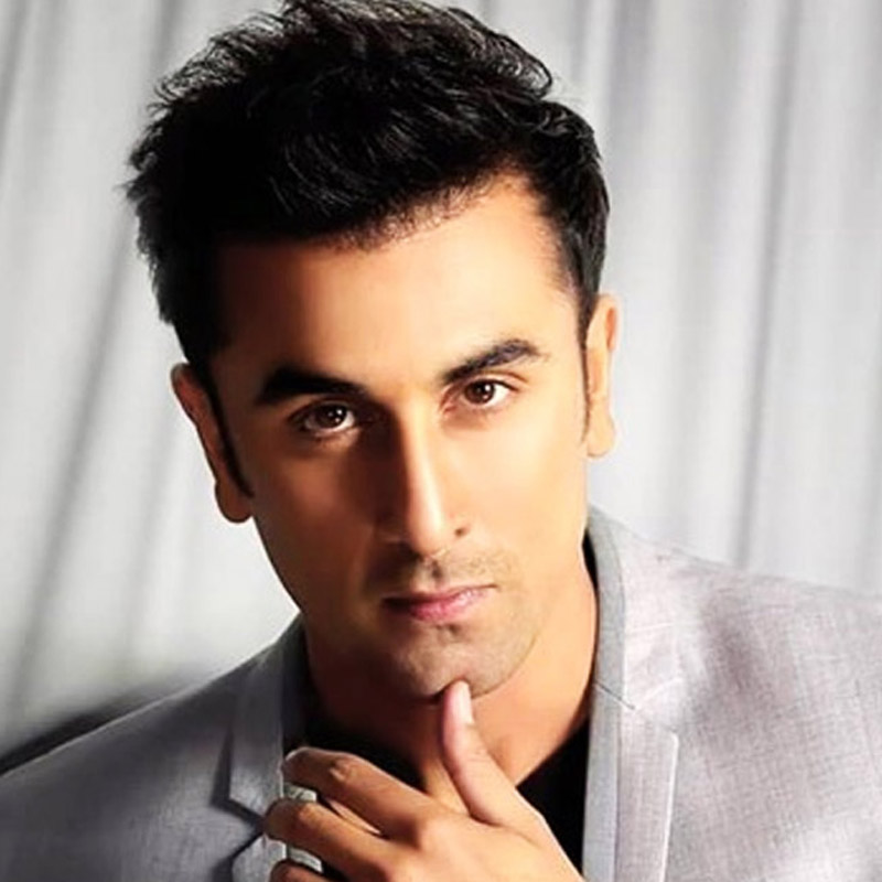 তার পরেই উচ্চশিক্ষার জন্য নিউ ইয়র্কে চলে যান রণবীর। নিউ ইয়র্কের স্কুল অফ ভিজুয়াল আর্টসে ফিল্মমেকিং নিয়ে পড়াশোনা করেন তিনি।