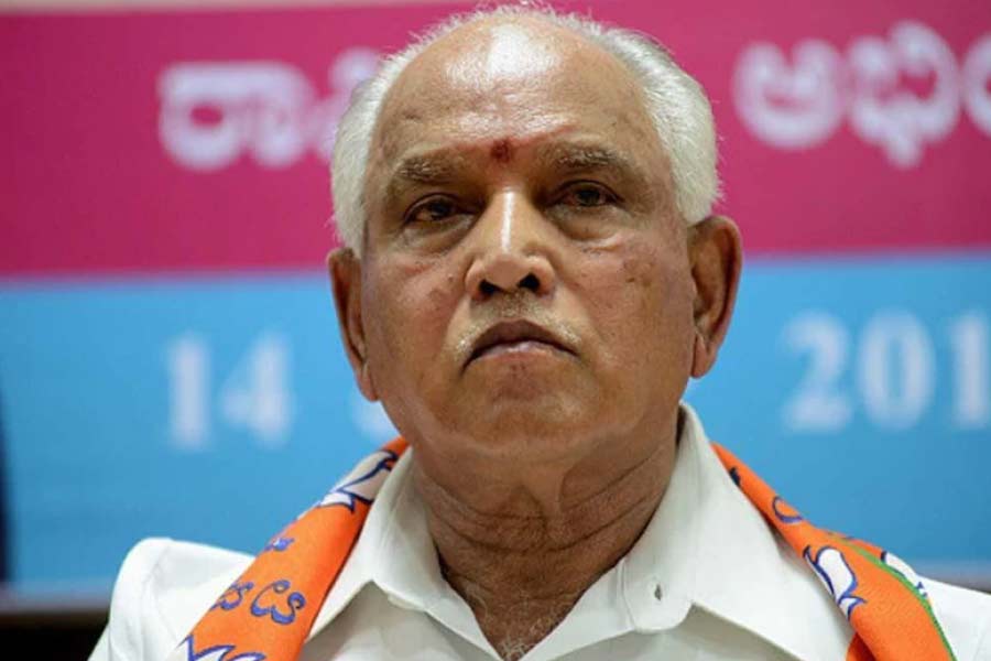 কর্নাটকের মুখ্যমন্ত্রী বাসভরাজ বোম্মাই এবং তার পূর্বসূরি বিএস ইয়েদুরাপ্পাও এই সম্প্রদায়ের প্রতিনিধিত্ব করেন। কর্নাটক ছাড়াও মহারাষ্ট্র, তেলঙ্গানা, অন্ধ্রপ্রদেশ এবং তামিলনাড়ুর কিছু এলাকায় লিঙ্গায়েতদের আশ্রম রয়েছে।