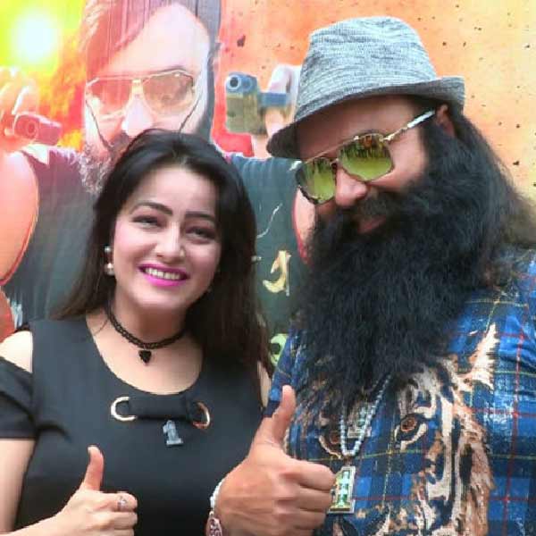 সোশ্যাল মিডিয়ায় হানি নিজেকে সমাজসেবী, নির্দেশক, পরিচালক এবং অভিনেত্রী হিসাবেও দাবি করেন।