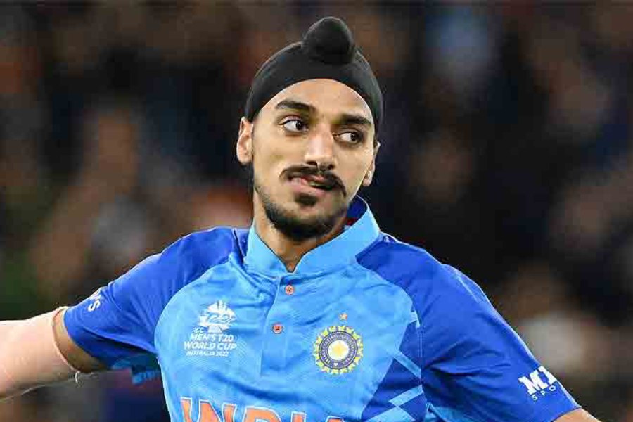 সরাসরি: আরশদীপের বলে আউট ডি’কক, রুসো, ভারতের ১৩৩ রানের জবাবে দক্ষিণ আফ্রিকা ১৩/২