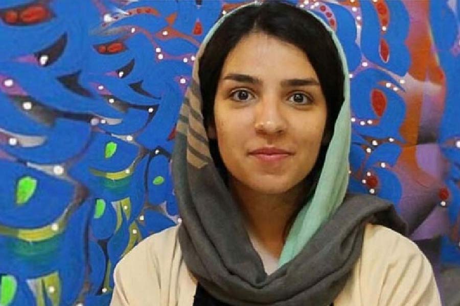 একই সঙ্গে মেরির ধারণা, তাঁর দেশের জনগণ জেগে উঠেছে। বিপ্লবের সে দিন আর বেশি দেরি নেই। ইরানের ইতিহাসে এটি অত্যন্ত গুরুত্বপূর্ণ সময়, মনে করছেন মেরি।