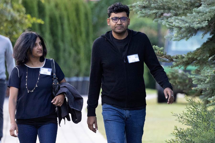 কয়েক বছরের মধ্যেই ২০১৭ সালের অক্টোবর মাসে বড় লাফ দেন পরাগ। সংস্থার ‘চিফ টেকনোলজি অফিসার’ (সিটিও) পদে নিযুক্ত হন তিনি।