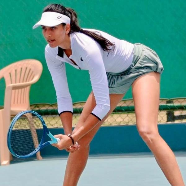 ২০১৮ সালে করমন হংকংয়ে তাঁর প্রথম সিঙ্গলস্‌ খেতাব জিতেছিলেন। তার পরে এই বছরের জুনে গুরুগ্রামে ডব্লু-২৫ টেনিস টুর্নামেন্টে জয়ী হন তিনি। 