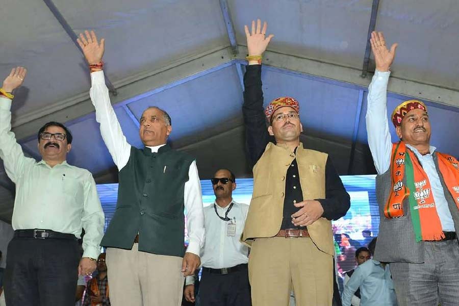 পঞ্জাব জয়ের পর এ বার হিমাচল প্রদেশ জয়ের লক্ষ্যে ৬৮টি আসনেই লড়বে বলে ঘোষণা করেছে আম আদমি পার্টি। তবে তাতে তাদের ওপর কোনও প্রভাব পড়বে না বলে দাবি করেছে বিজেপি।