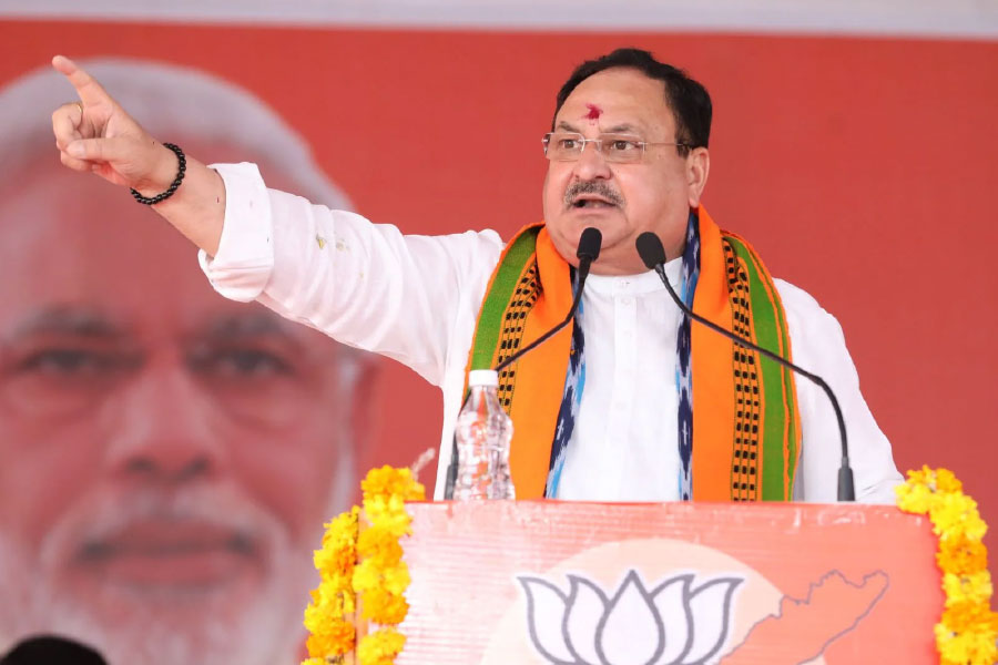 কঙ্গনার বিজেপি যোগ দেওয়ার ইচ্ছে নিয়ে কী ভাবছে বিজেপি? নড্ডা জানিয়ে দেন, যে কেউই বিজেপিতে স্বাগত। দলীয় অনুশাসন মেনে যাঁরা রাজনীতি করতে ইচ্ছুক, তাঁরা চাইলে বিজেপিতে আসতে পারেন। 