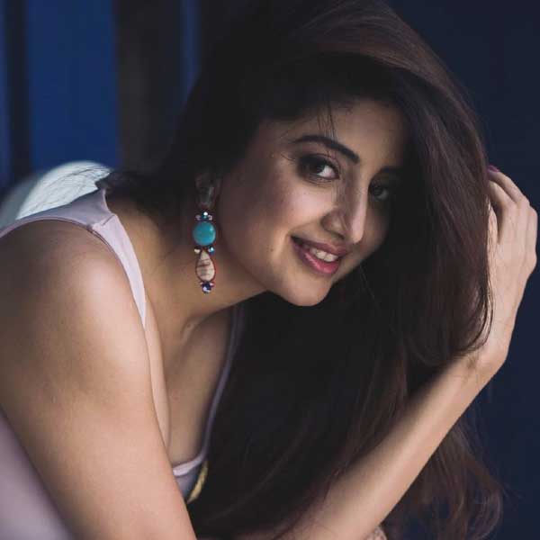 রাহুলকে ঘিরে যাঁকে নিয়ে এত হইচই, এত ডামাডোল, কে এই পুনম? 