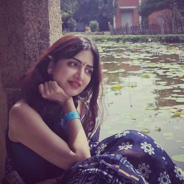 শুধু তেলুগুই নয়, তামিল এবং কন্নড় ছবিতেও অভিনয় করেছেন পুনম। তাঁর অভিনীত তামিল ছবিগুলি হল— নেনজিক্কুম ভারাই, উন্নাইপল ওরুভাই, পায়ানম, গগনম ইত্যাদি। 