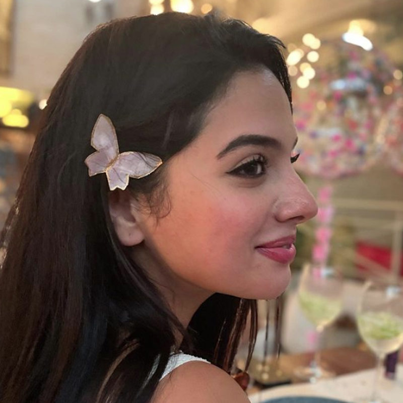 বড় পর্দায় আসার যে খুব ইচ্ছে ছিল তানিয়ার, এমনটা নয়। বেঙ্গালুরুর বাসিন্দা তানিয়া বরং মন দিয়ে পড়াশোনা করতেন। বে়ঙ্গালুরুর স্কুলের পাঠ চুকিয়ে ইংল্যান্ডে গিয়েছিলেন আন্তর্জাতিক সম্পর্ক নিয়ে উচ্চশিক্ষার জন্য।