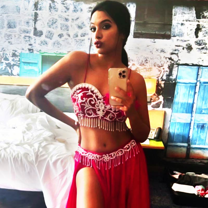 তানিয়ার কথায়, ‘‘নিজের কেরিয়ার নিয়ে কখনও খুব একটা চিন্তাভাবনা করিনি। ২০১৫ সালের মিস্‌ ইন্ডিয়া প্রতিযোগিতায় পর থেকে সিনেমায় অডিশন দিতে শুরু করেছিলাম। সুযোগ মিলতেই আর পিছন ফিরে তাকাইনি।’’