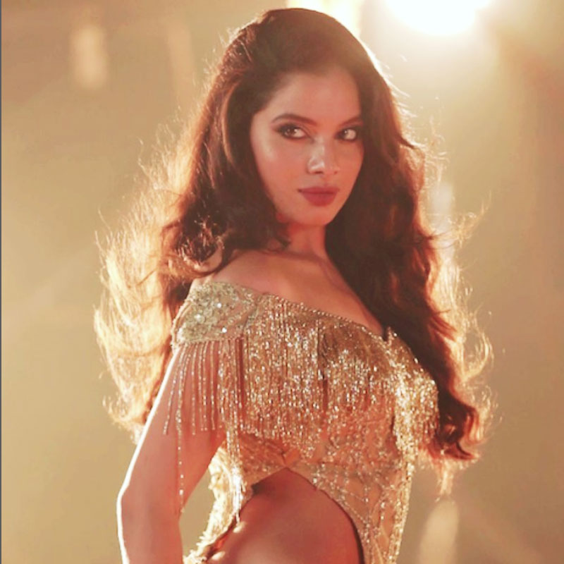 যদিও ব্যক্তিগত জীবন নিয়ে তানিয়া নাকি জনসমক্ষে বিশেষ কিছু বলেন না। এক বার বলেছিলেন, ‘‘এই ইন্ডাস্ট্রিতে শিল্পী হিসাবেই পরিচিত হতে চাই।’’