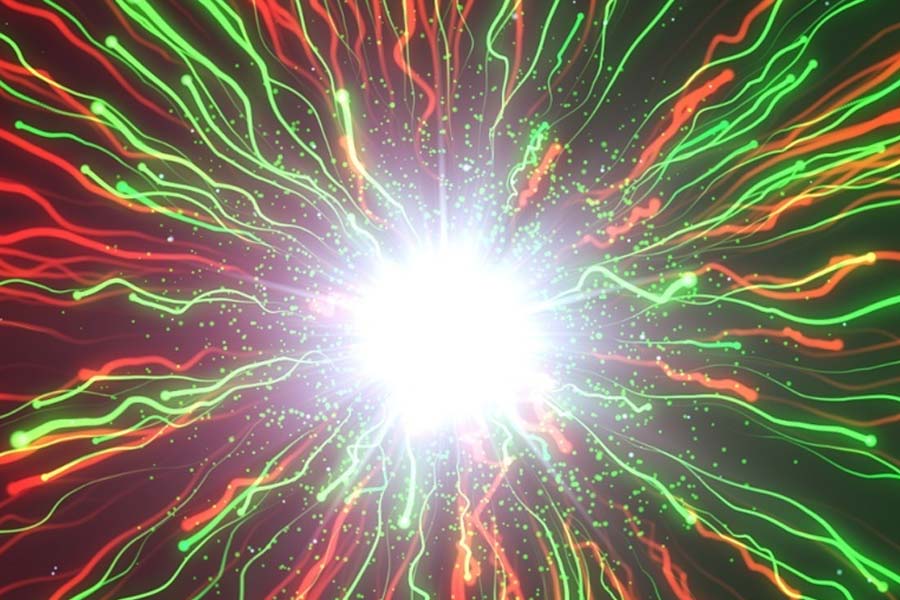 অক্সফোর্ডের ওই সংস্থাটি জানিয়েছে, পৃথিবীকে আলোকিত করতে এ ভাবেই শক্তি উৎপাদন করে সূর্য। এবং প্রায় একশো বছর ধরে এই কায়দাই রপ্ত করার চেষ্টা করছেন বিজ্ঞানীরা। যাতে তার সাহায্যে কৃত্রিম উপায়ে জ্বালানি উৎপন্ন করা যায়।