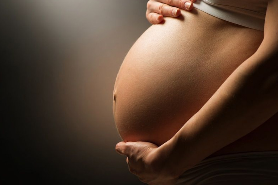 ছোট থেকেই মা হওয়ার স্বপ্ন দেখতেন ক্যালিফোর্নিয়ার ওই  ৩৩ বছর বয়সি তরুণী। 