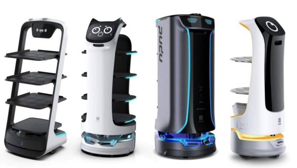 পুদু রোবটিক ফ্ল্যাশ বোট স্মার্ট ডেলিভারি রোবট: এই গ্যাজেট একটি বিল্ডিংয়ের মধ্যে জিনিসপত্র পৌঁছে দিতে ব্যবহার করা হয়। এই রোবট এক তল থেকে অন্য তলেও জিনিসপত্র পৌঁছে দিতে পারে। এমনকি এটি লিফটও ব্যবহার করতে সক্ষম।